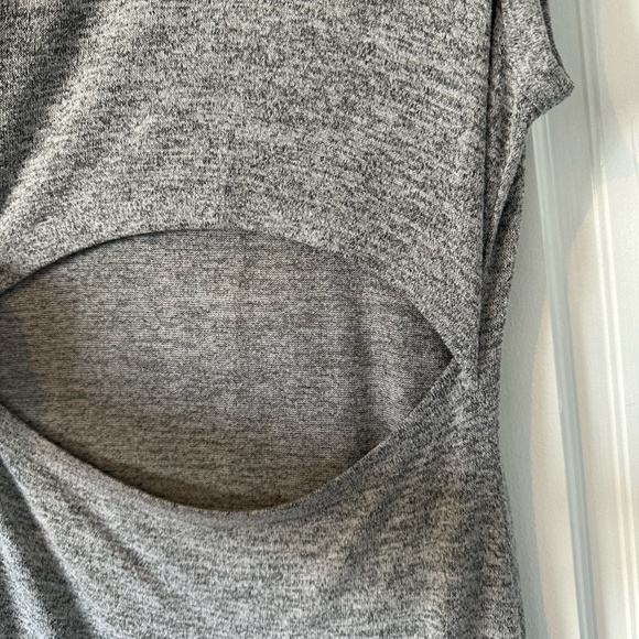 Grey cut out dress from Wilfred Free - Picture 4 of 5